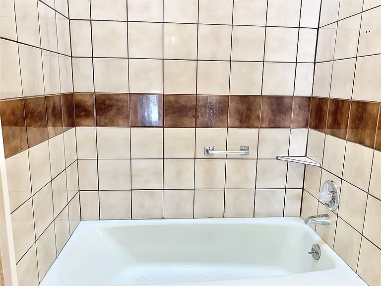 2402 Intrepid Way — Photo 40