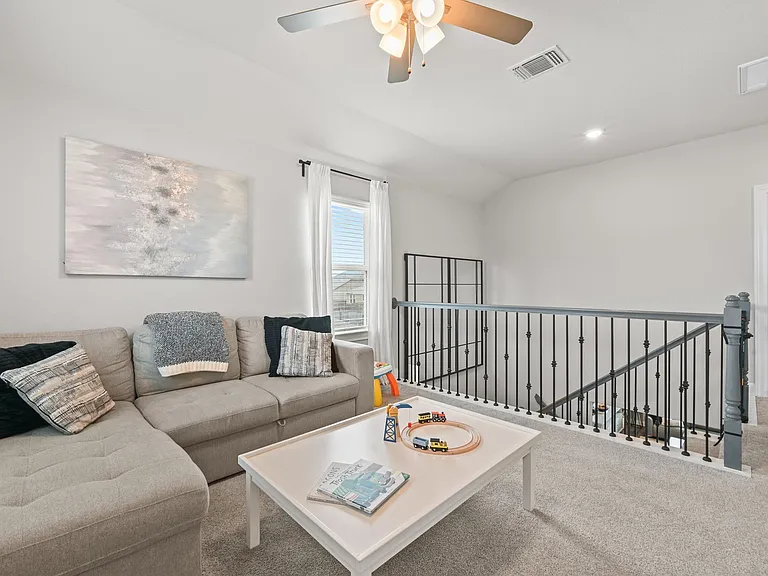 210 Purple Heart Dr — Photo 20