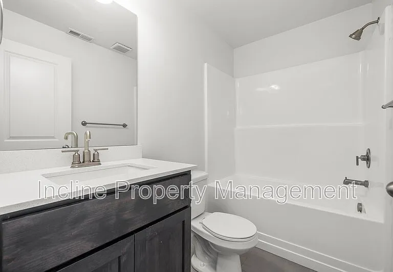 407 S Meadow Garden Rd — Photo 2
