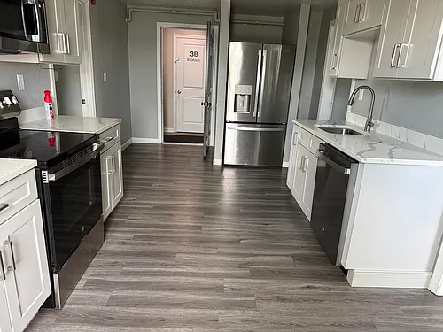 38 Foster St #3A Photo 1