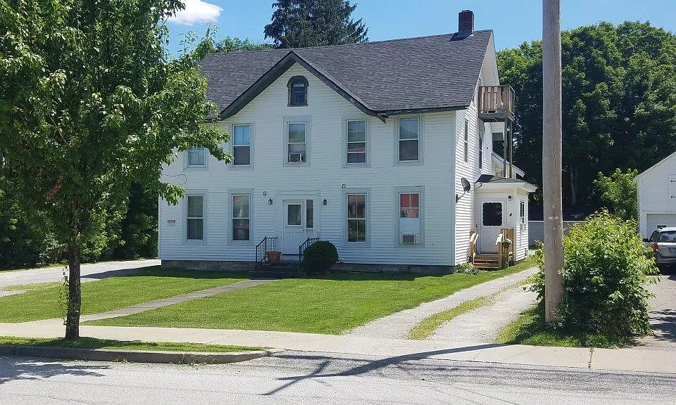 90 Barnes St #2