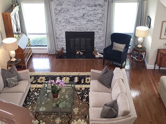 4th image of 37 Doral Dr