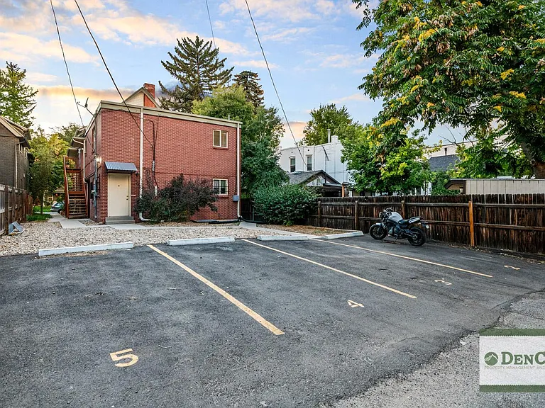 1840 Vine St #4 — Photo 13
