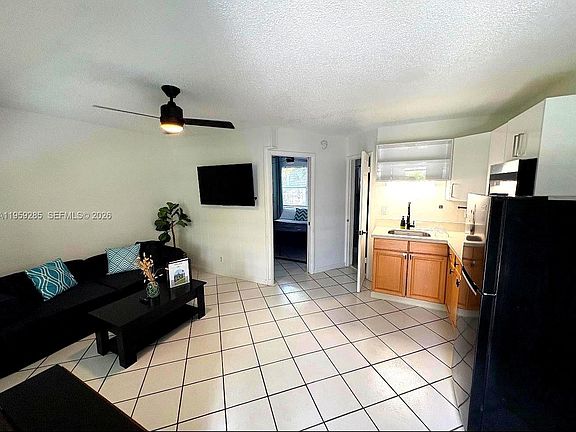 2nd image of 3210 Canal Dr APT 7