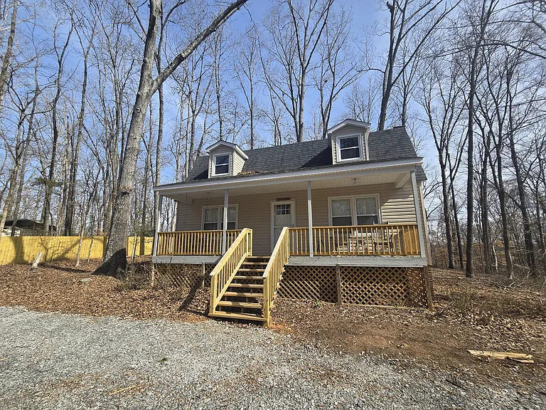125 Lone Eagle Way — Photo 1