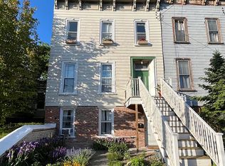 210 Allen St, Hudson, NY 12534