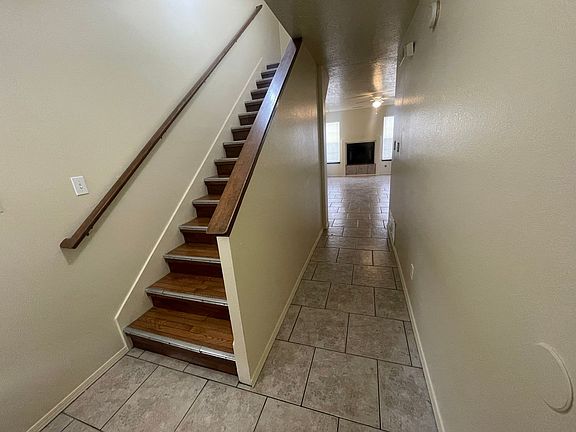 2nd image of 1926 Amor Dr NW