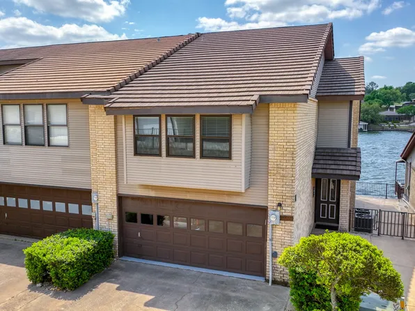 5122 La Vista Ct, Granbury, TX 76049
