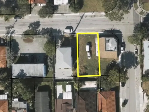 1512 NW 60th St, Miami, FL 33142