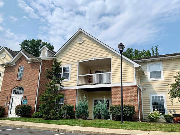4th image of 3819 Carberry Dr