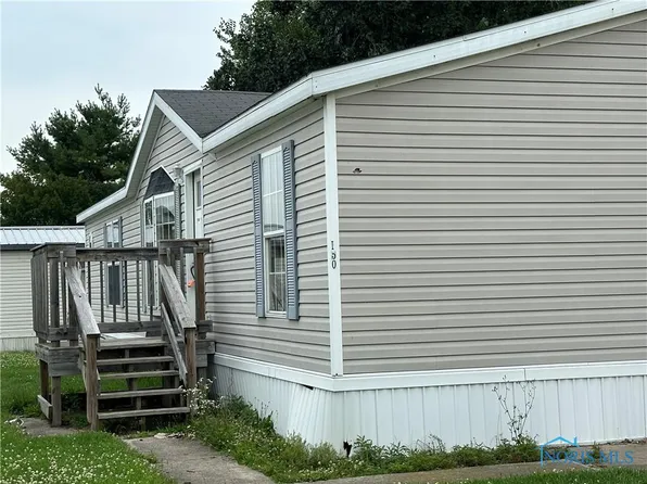 315 Parkview Dr #150, Bowling Green, OH 43402