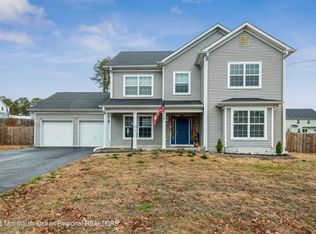 241 3rd Ave, Toms River, NJ 08757