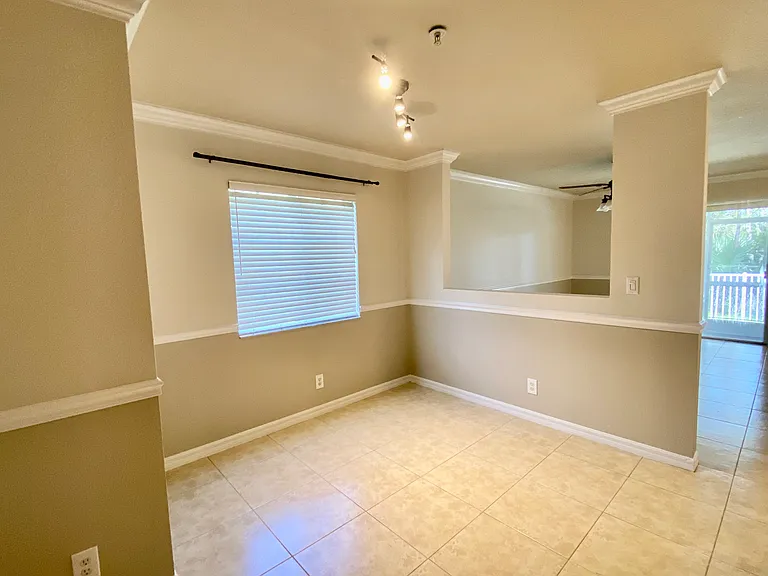5298 SE Mitchell Ln — Photo 8