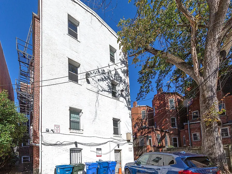 1706 U St NW #104 — Photo 20