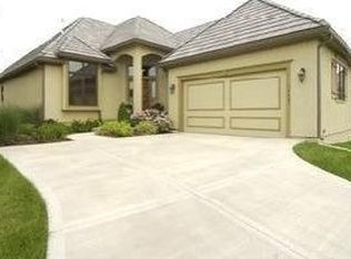 15003 Ash St, Leawood, KS 66224