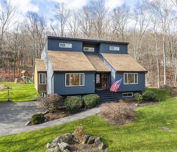 8 Cherokee Drive, Brookfield, CT, 06804