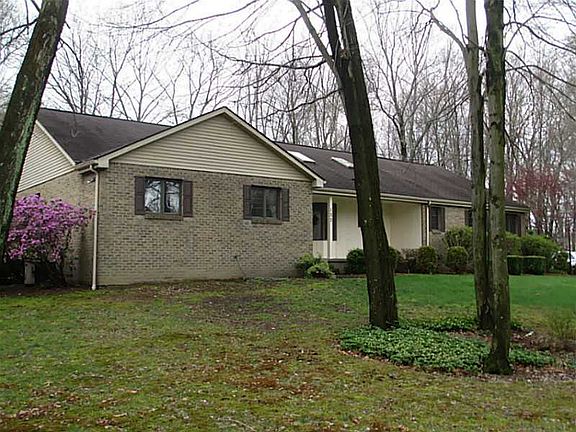 2nd image of 133 Winterwood Dr