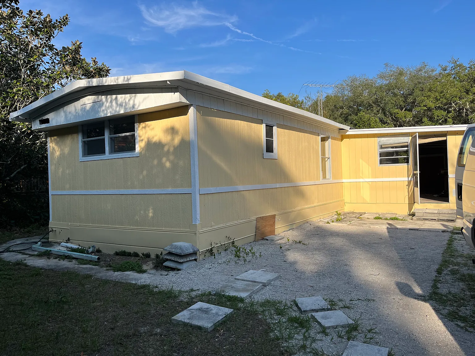 2 bed, 784 sqft, $1,400 — Photo 3