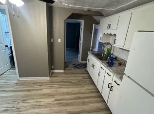 573 Irondale St, Elyria, OH 44035