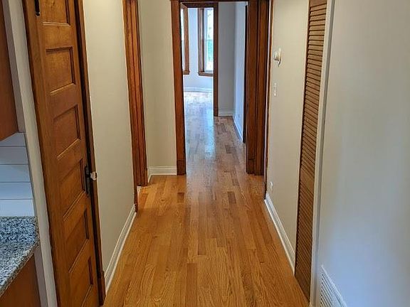 4th image of 3324 W Belden Ave #1
