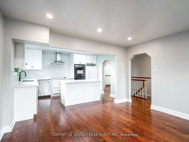 393 Canal Rd — Photo 1