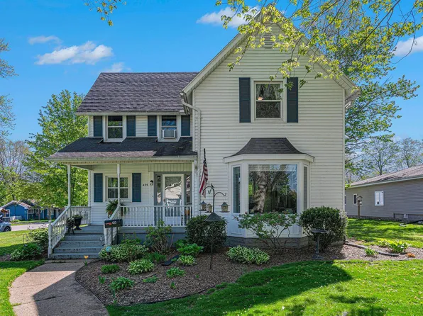 455 N Madison St, Nappanee, IN 46550