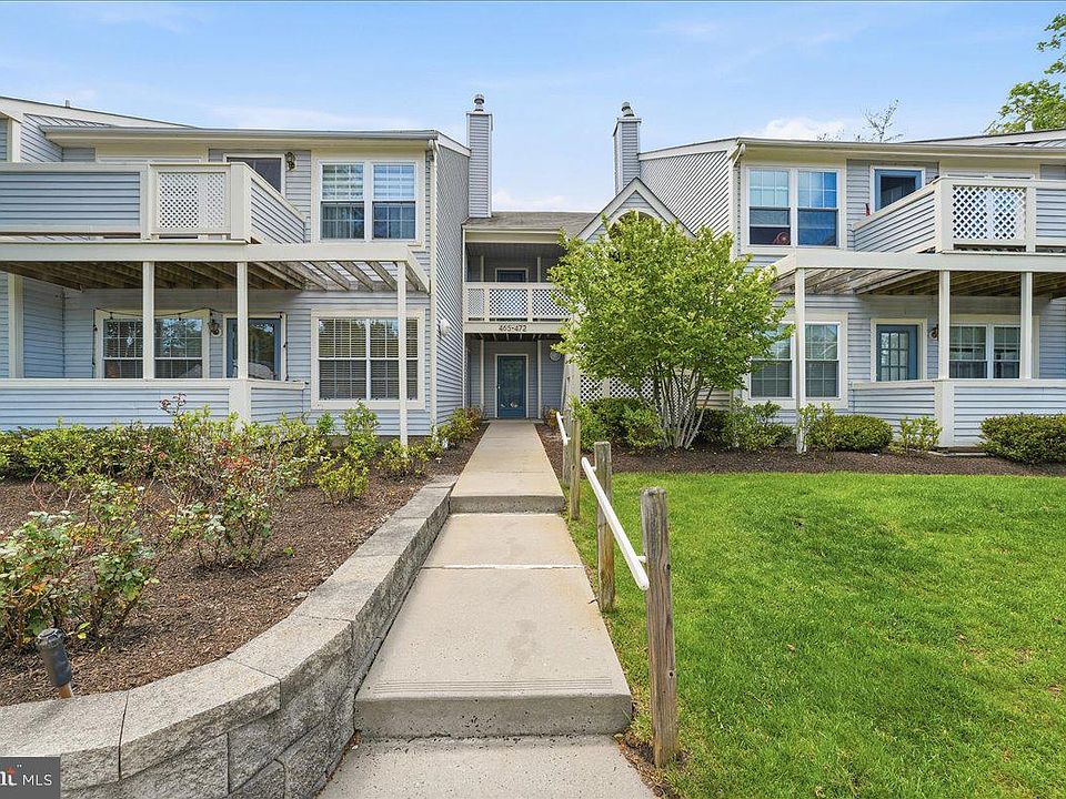 1st image of 467 Magnolia Ct