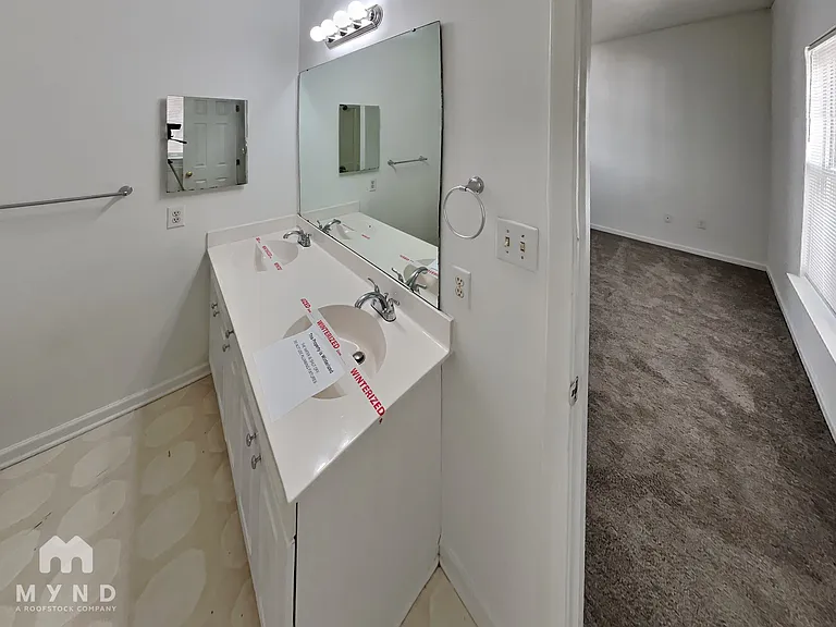 6325 Mallard View Ln — Photo 10