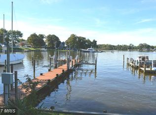 8092 Ventnor Rd, Pasadena, MD 21122