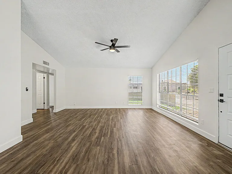 4208 W Villa Maria Dr — Photo 8