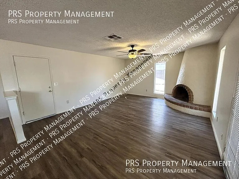 3226 N Sycamore Pl — Photo 17