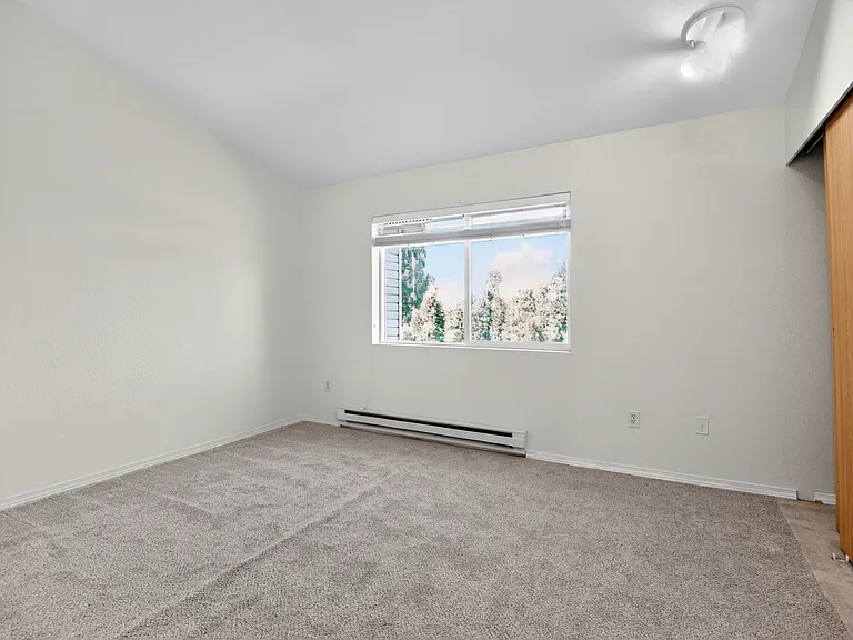 2100 S 336th St #P5 — Photo 11