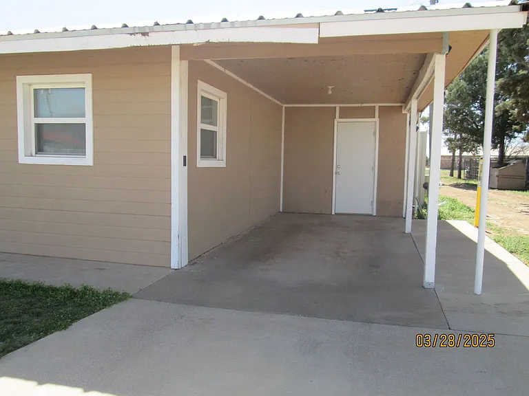 2601 W 5th St — Photo 11