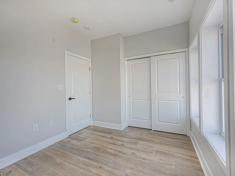 1629 S 22nd St #3 — Photo 10