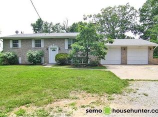 407 Cotoneaster Ln, Jackson, MO 63755