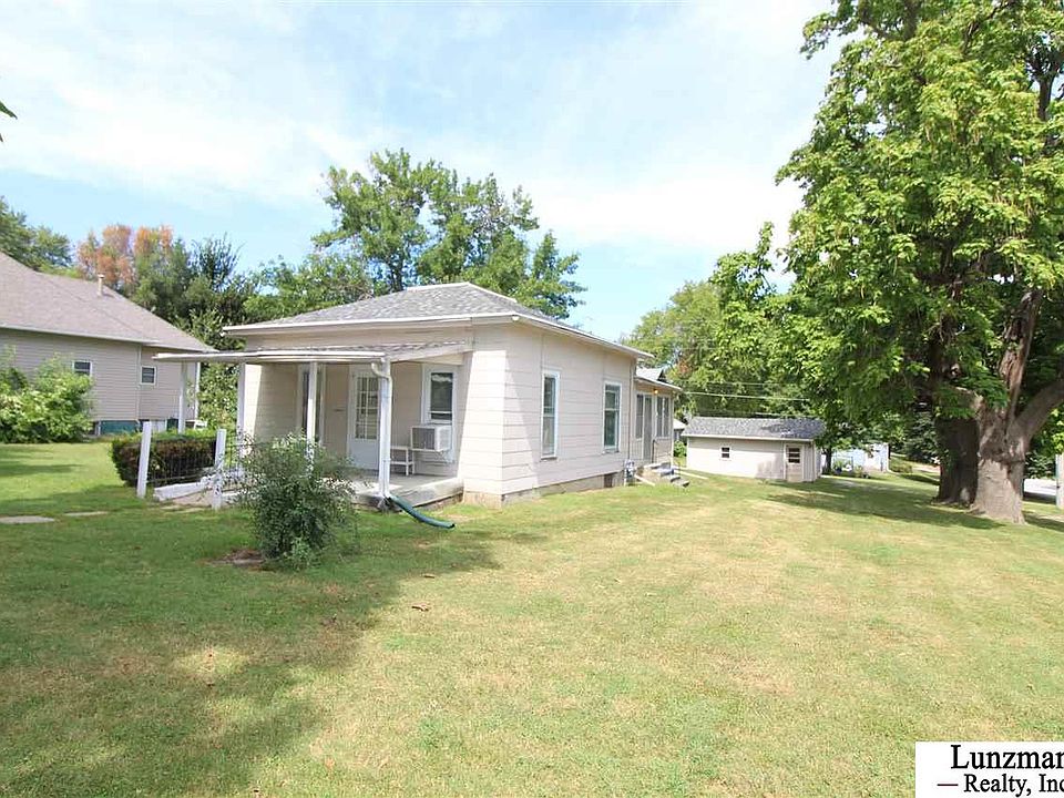 1st image of 806 14th St