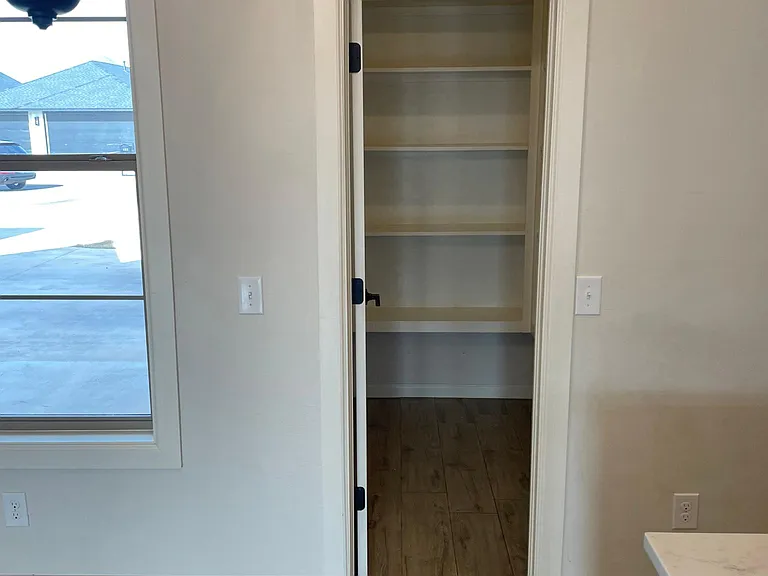 4312 NW 155th Pl — Photo 34