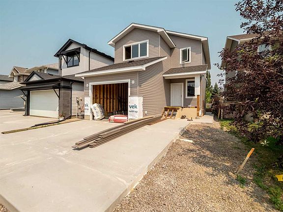 4th image of 341 S Westgate Cres