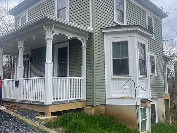 306 Gooch St