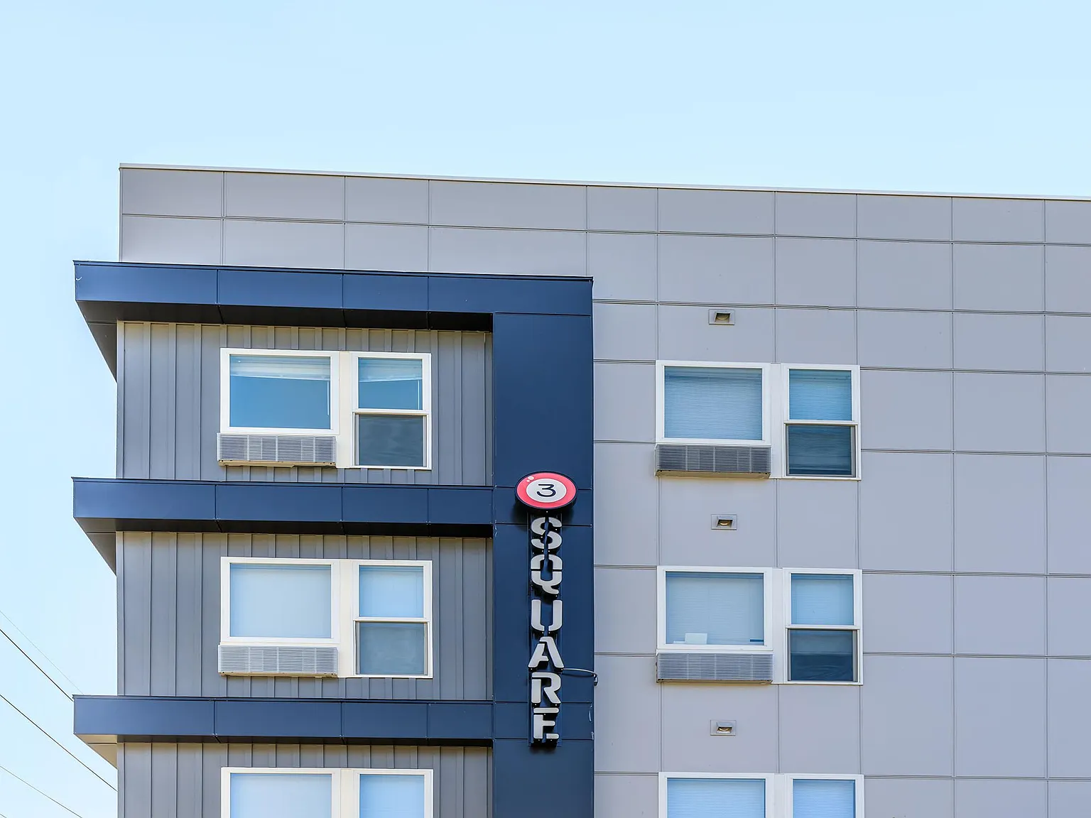 3 Square — Photo 3