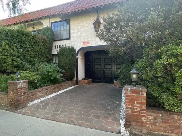 11806 Gorham Ave APT 18, Los Angeles, CA 90049