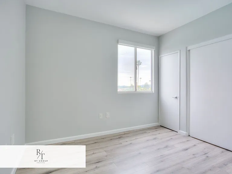 580 W Main St #302 — Photo 26