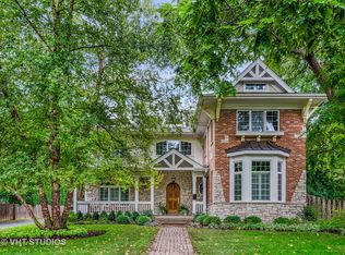 332 Dundee Rd, Glencoe, IL 60022