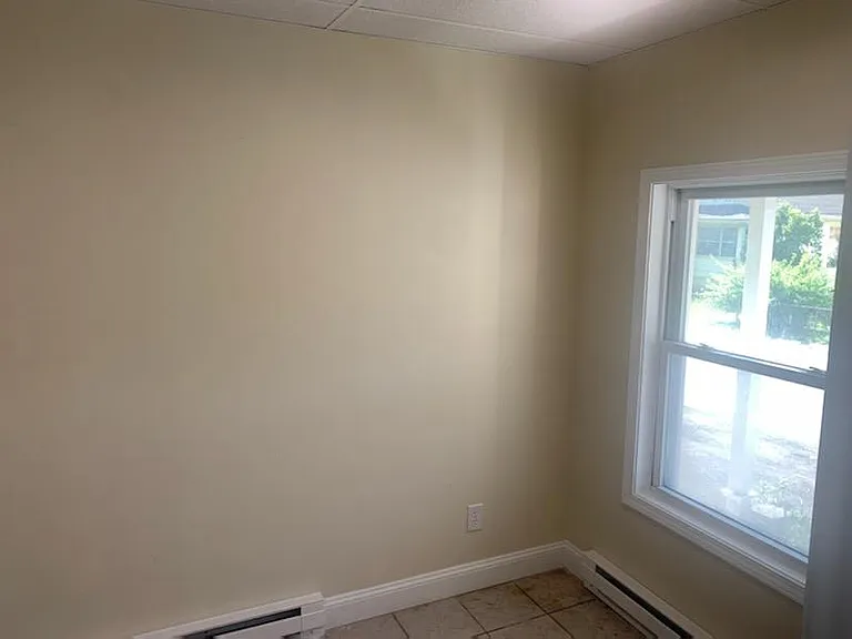 315 E Main St — Photo 5