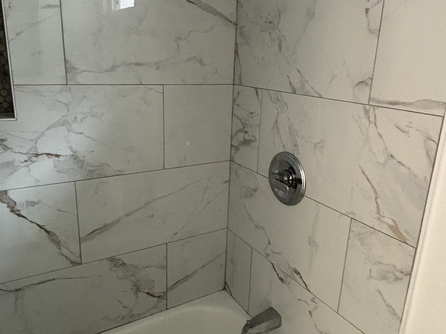1 bed, 400 sqft, $1,395 — Photo 3