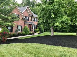 7792 Newhaven Dr, Oak Ridge, NC 27310