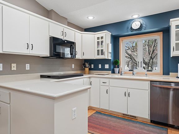 5th image of 5125 Stoney Bridge Ct