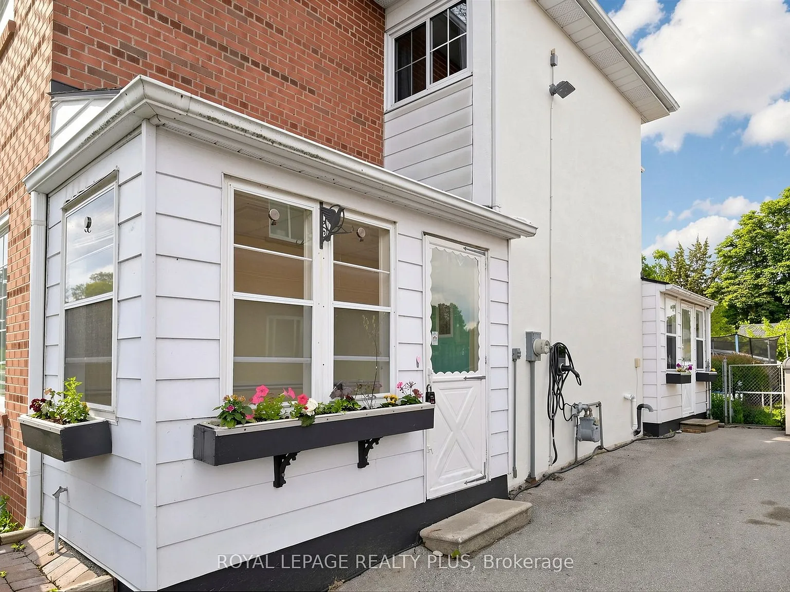 3 bed, $3,350 — Photo 2