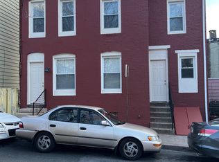 1048 Cherry St, Reading, PA 19602