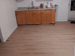 206 Center St, Manchester, CT 06040